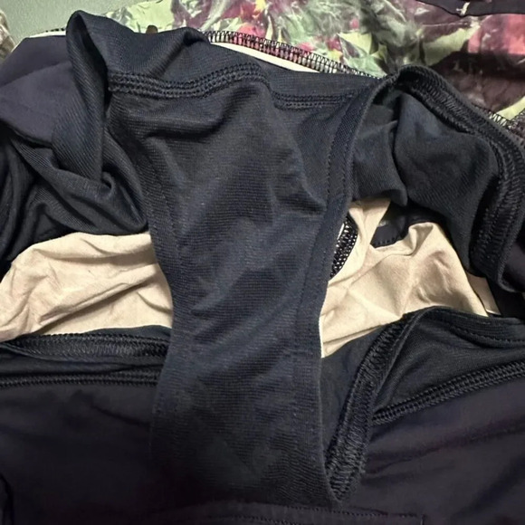 Lululemon Run Speed Short Women's Size 6 Iridescent Multi Stretch Breathable Gym - Picture 6 of 7